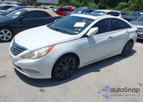 2011 Hyundai Sonata Se z USA, uszkodzony, nr VIN 5NPEC4AC5BH278850